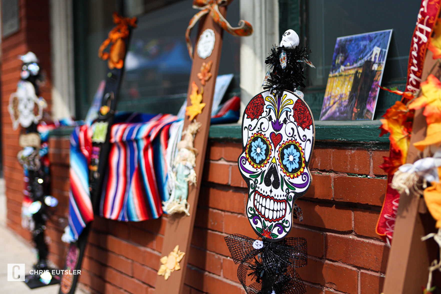Happy Valley Latin Fest, Skulls sit